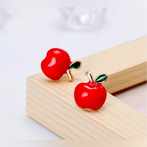 Small Apple Stud Earrings - Picture 4 of 5